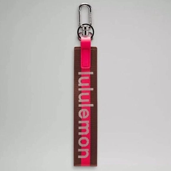 *NWT* Lululemon Never Lost Keychain *Wordmark Ancient Copper Glaze Pink White - Picture 1 of 4